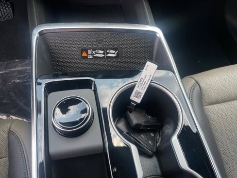 New 2026 Chevrolet Equinox LT w/ Convenience Package II image 17