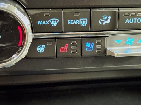 New 2025 Ford F250 Lariat w/ Chrome Package image 20