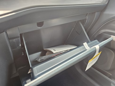 New 2025 Ford Maverick XL image 37