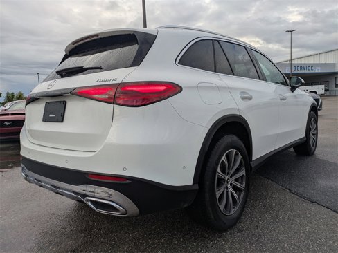 Used 2025 Mercedes-Benz GLC 300 4MATIC image 3