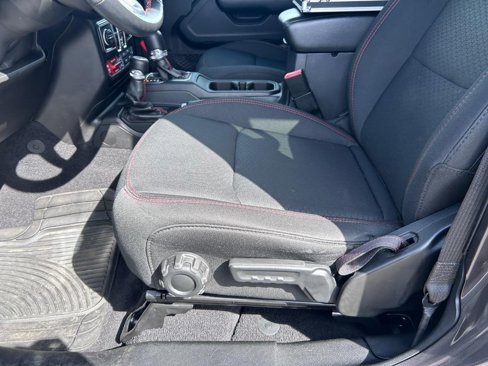 Used 2021 Jeep Wrangler Unlimited Rubicon image 20
