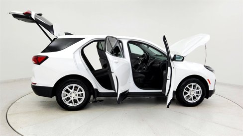 Used 2024 Chevrolet Equinox LT image 11