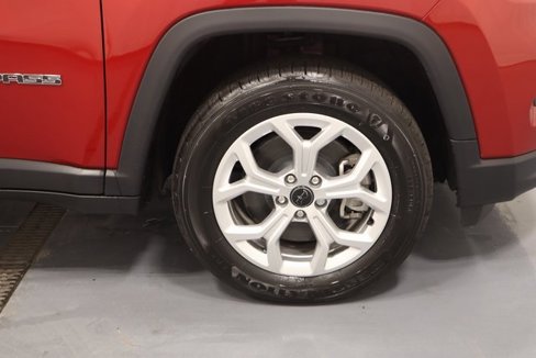 New 2025 Jeep Compass Sport image 25