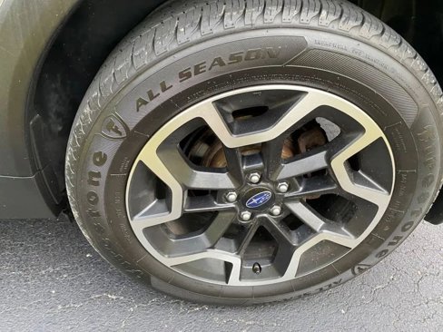 Used 2017 Subaru Crosstrek 2.0i Premium w/ Moonroof Package image 40