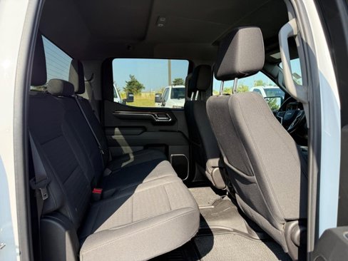 Certified 2024 Chevrolet Silverado 1500 LT w/ Z71 Off-Road Package image 11