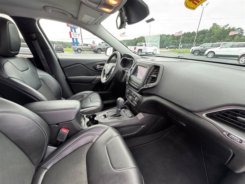 Used 2021 Jeep Cherokee Latitude Plus image 36