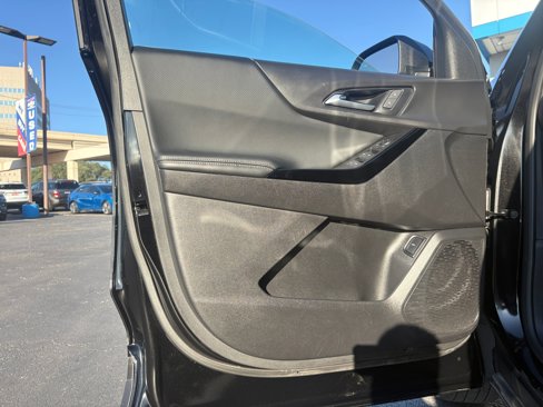 Certified 2025 Chevrolet Equinox LT w/ Convenience Package II image 32