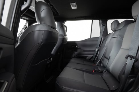 Used 2025 Lexus GX 550 image 18