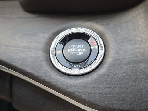 New 2025 Jeep Grand Cherokee L Limited image 32