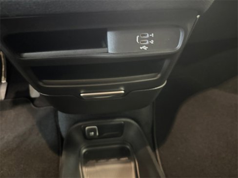 New 2026 Chrysler Pacifica Select image 13
