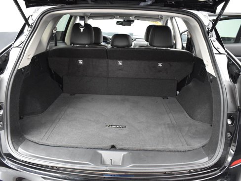 Used 2024 Nissan Murano SV w/ SV Midnight Edition Package image 9