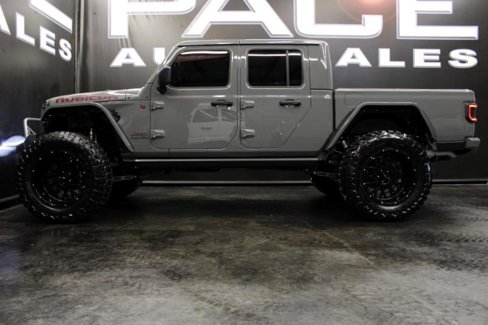 Used 2023 Jeep Gladiator Rubicon w/ Trailer Tow Package image 16