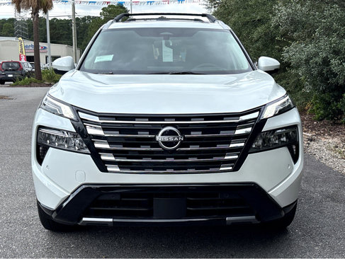 New 2026 Nissan Rogue Platinum image 2