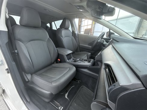 Used 2024 Subaru Crosstrek 2.0i Premium image 13