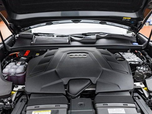 New 2025 Audi Q8 Prestige image 30