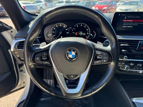Used 2019 BMW 530i xDrive w/ Convenience Package image 11