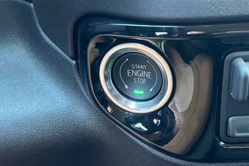 New 2026 GMC Sierra 1500 Elevation image 17