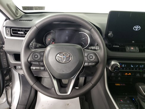 Used 2024 Toyota RAV4 XLE Premium image 18