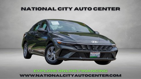 Used 2024 Hyundai Elantra SE image 1