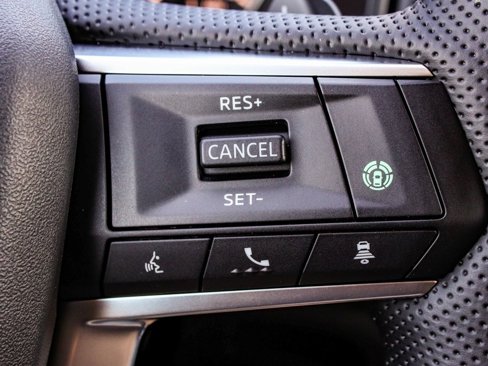 New 2025 Mitsubishi Outlander AWD image 28