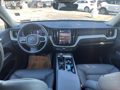 Certified 2025 Volvo XC60 B5 Plus image 28