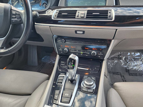Used 2011 BMW 550i Gran Turismo image 24