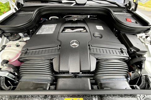 New 2026 Mercedes-Benz GLS 580 4MATIC image 11