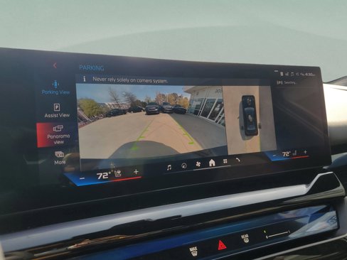 Used 2025 BMW i5 M60 w/ Premium Package image 23