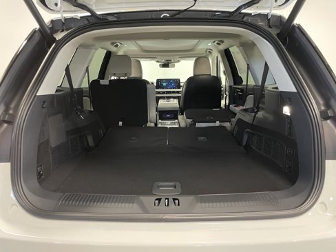 New 2025 Lincoln Aviator Reserve image 32