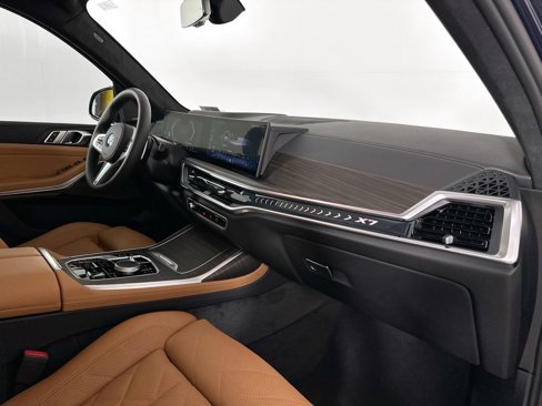 New 2026 BMW X7 xDrive40i w/ M Sport Package image 31