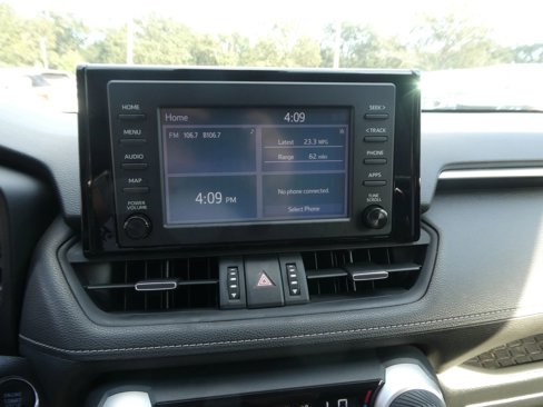 Used 2019 Toyota RAV4 XLE Premium image 22