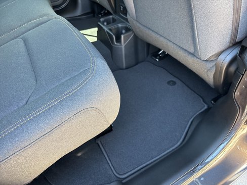 New 2025 Jeep Wrangler Unlimited Sahara image 24