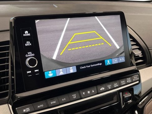 New 2026 Honda Odyssey Touring image 21