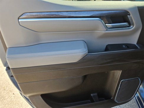 Used 2024 Chevrolet Silverado 1500 LTZ w/ LTZ Premium Package image 13