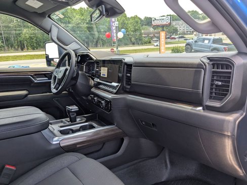 Used 2023 Chevrolet Silverado 1500 LT Trail Boss w/ Protection Package image 27