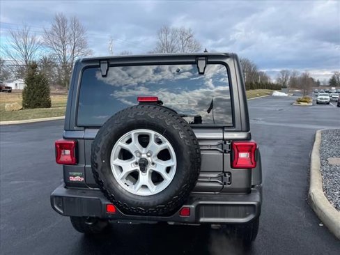 Used 2021 Jeep Wrangler Unlimited Sport image 4