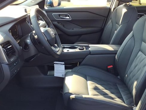 New 2026 Nissan Rogue Platinum image 26