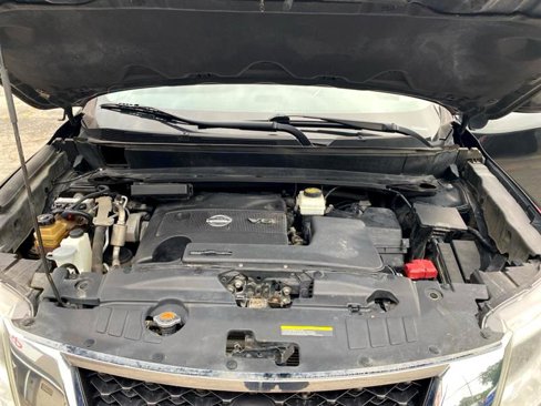 Used 2016 Nissan Pathfinder SV image 8