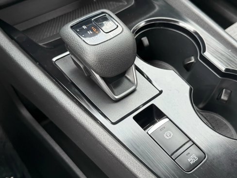 Used 2021 Nissan Rogue SV image 19