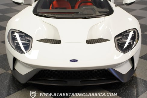 Used 2017 Ford GT image 20