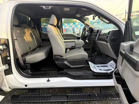 Used 2017 Ford F250 XL w/ Power Equipment Group image 15