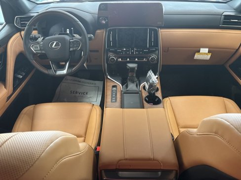 New 2025 Lexus LX 600 4WD w/ Luxury Package image 11