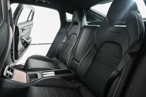 New 2026 Porsche Panamera 4 E-Hybrid image 22