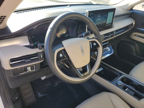 New 2026 Lincoln Corsair Premiere image 13