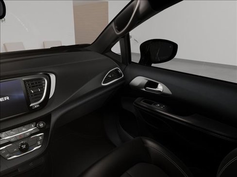 New 2026 Chrysler Voyager LX image 21