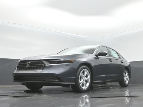 New 2025 Honda Accord LX image 8