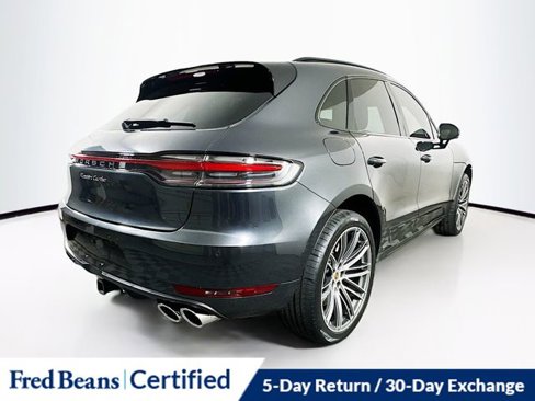 Used 2020 Porsche Macan Turbo image 8