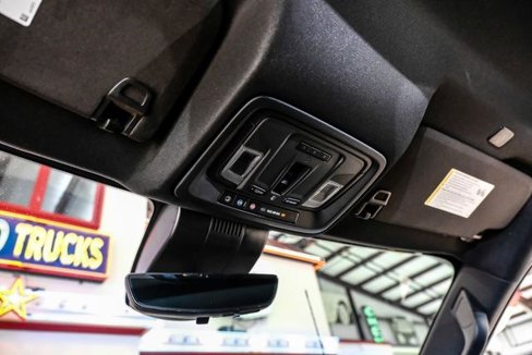 Used 2024 GMC Sierra 2500 AT4 w/ Technology Package image 25