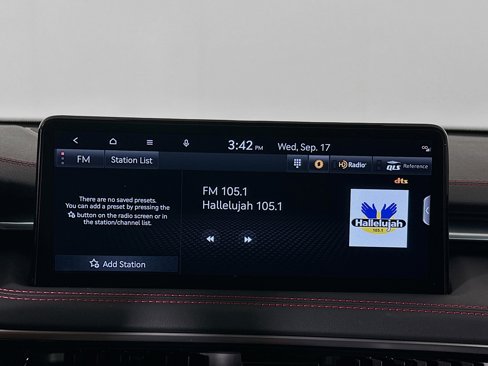 Used 2024 Genesis G70 2.5T w/ Sport Prestige Package image 21