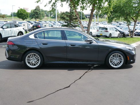 Used 2025 BMW 540i xDrive image 8